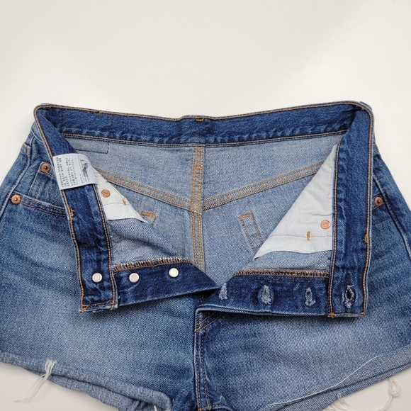 Levi's 501 Denim Cutoff Shorts 29 - Picture 6 of 7